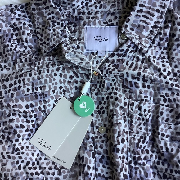 NWT Rails Josephine Blue Reptile print button down shirt Medium - Picture 6 of 8